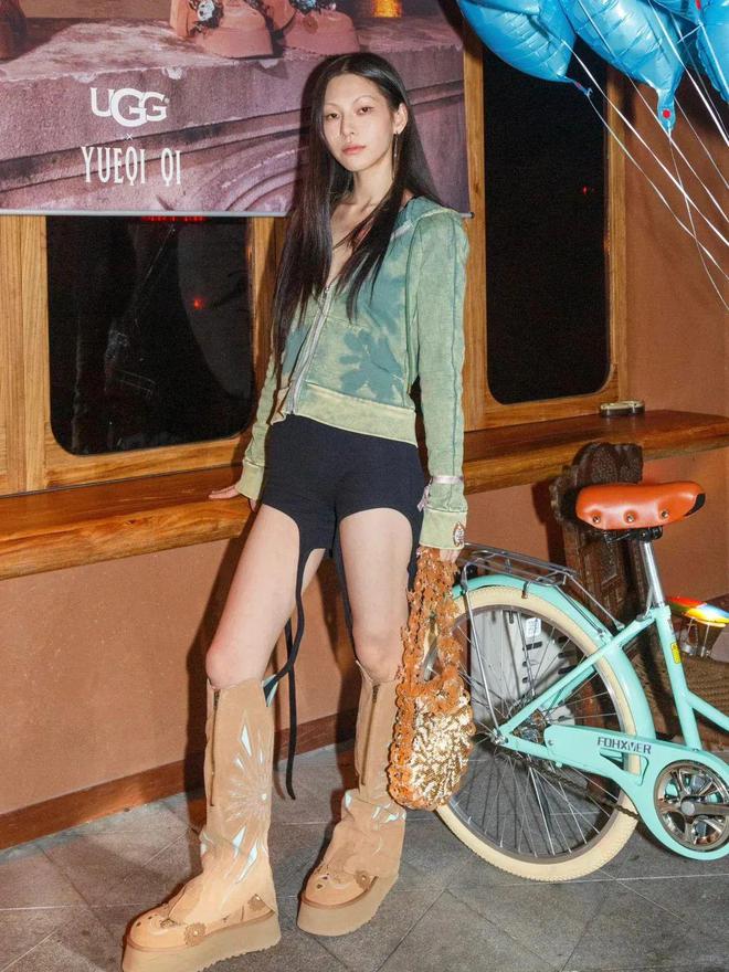 526秋冬时尚休闲女鞋单品趋势预测AG旗舰厅网站入口赋能自然--2(图3)