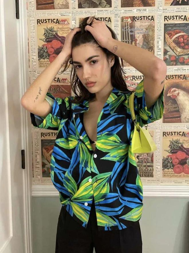 格！春夏针织女装印花图案流行趋势全解析AG旗舰厅网站入口盘点丨13种另类风(图9)